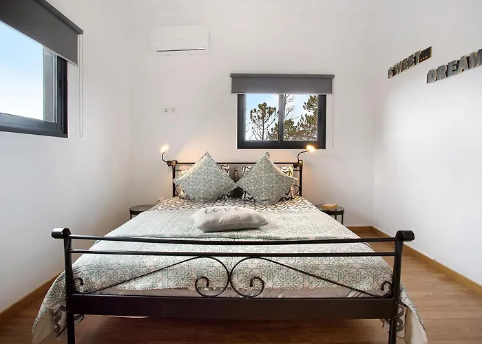 Maravilha Da Costa Ponta do Pargo